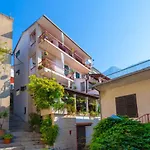 Studio Makarska 11063C