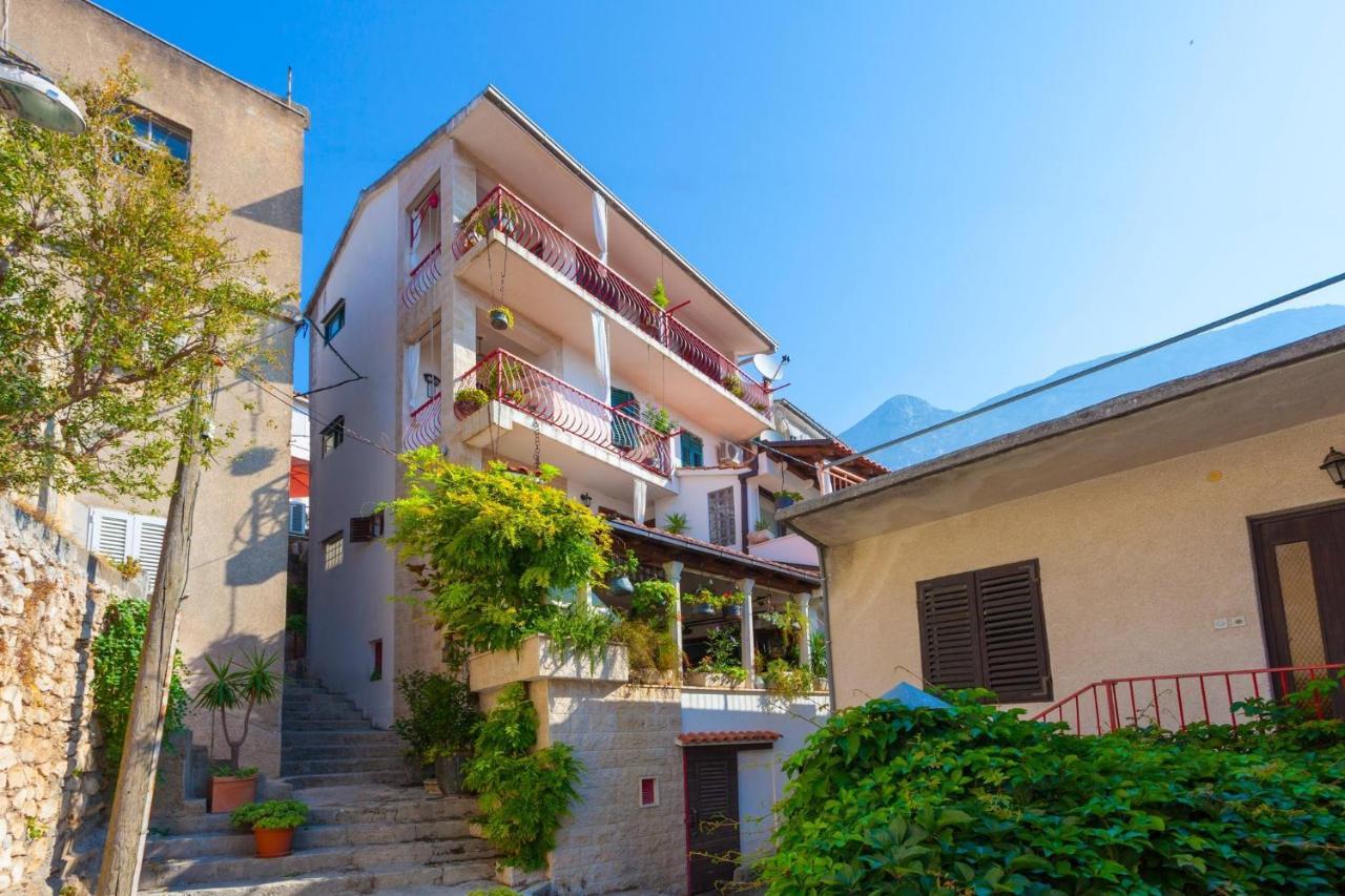 11063c Leilighet Makarska